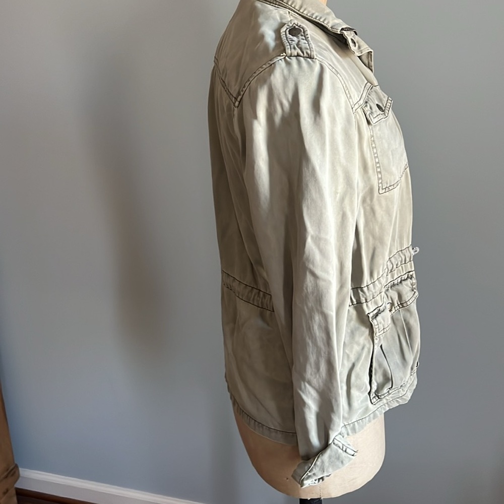 Cargo Jacket - Picture 4 of 7